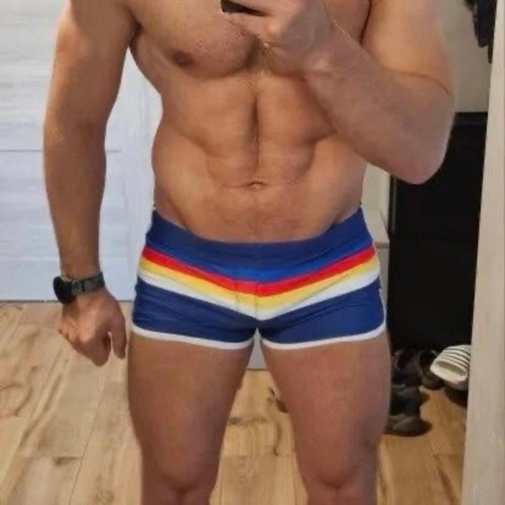 Size 31-32 Swimtrunks for Men